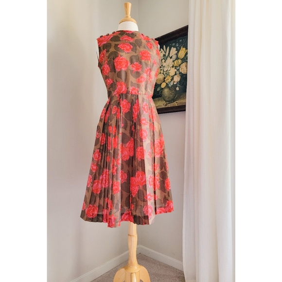 1950s Sleeveless Floral Boat Neck 50s Vintage Pleated Brown Red Pink Midi Dress - Picture 8 of 15